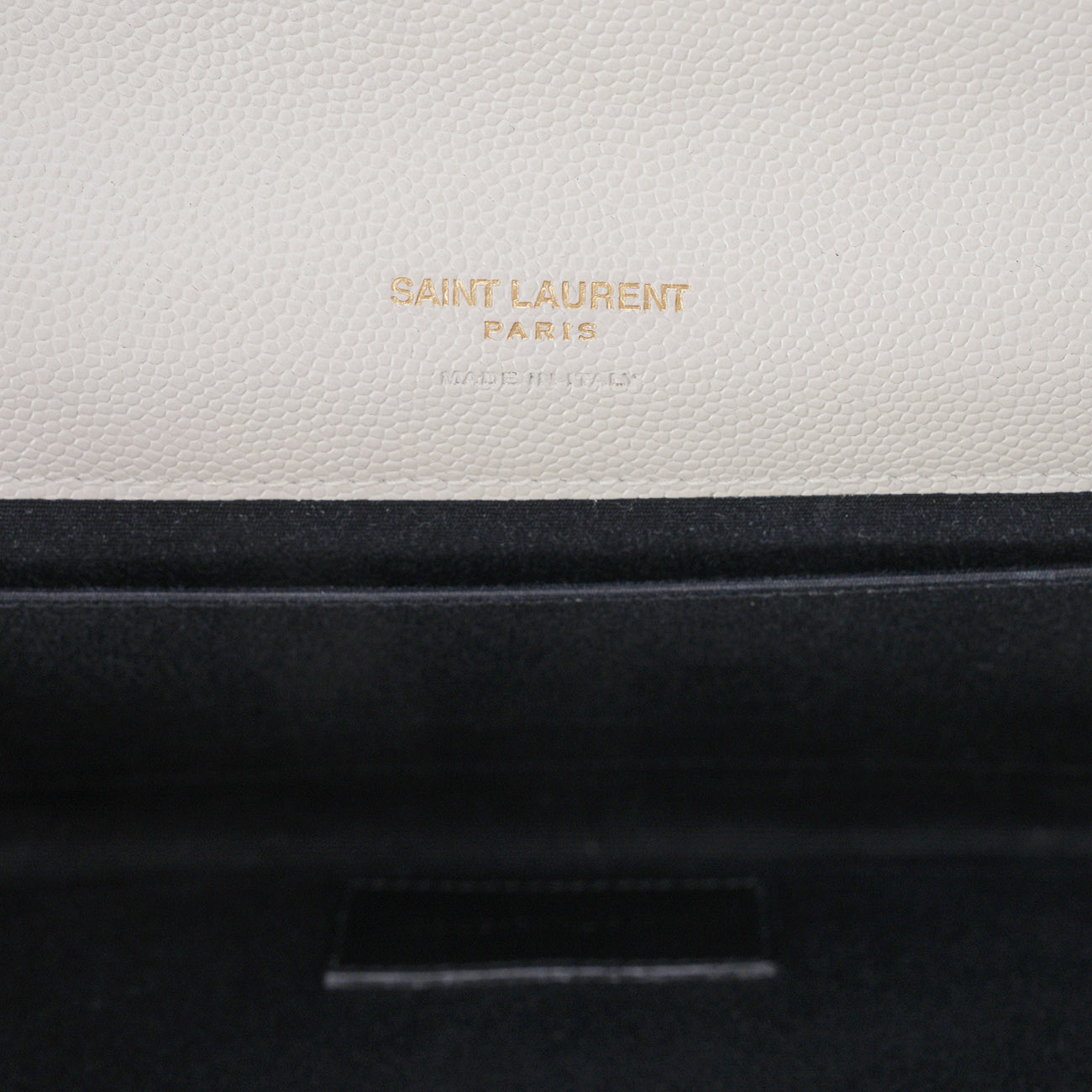 YVES SAINT LAURENT(USED)생로랑 엔벨로프 스트랩 클러치
